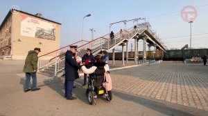 Состояние виадука и переходов к платформам на  ж/д ст. Уссурийска оценила транспортная прокуратура