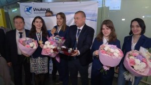 Женская сборная РФ по шахматам вернулась в Москву после триумфальной победы на чемпионате мира