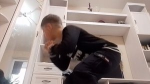 пытаюсь сделать 700 приседаний 142/700