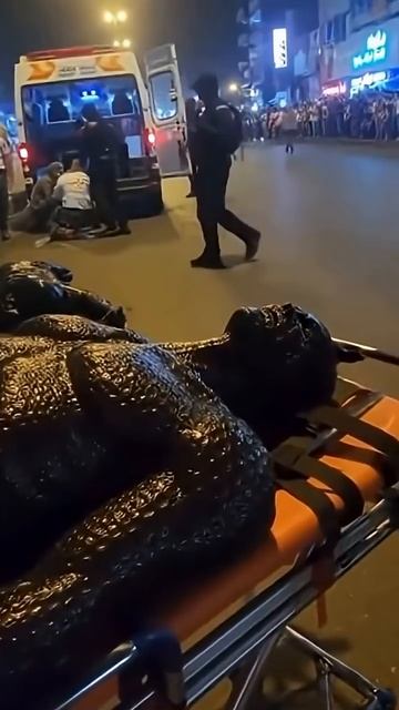 Transferring extraterrestrials to Shiraz Hospital😱 #spaceman #vfx #cgi #funny #