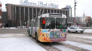 Троллейбус Екатеринбурга ЗиУ-682Г-012 [Г0А] борт. №096 маршрут 9 прибывает на к/ост. "ЖД вокзал"
