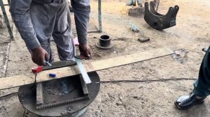 Ремонт заднего моста грузовика, Пакистан