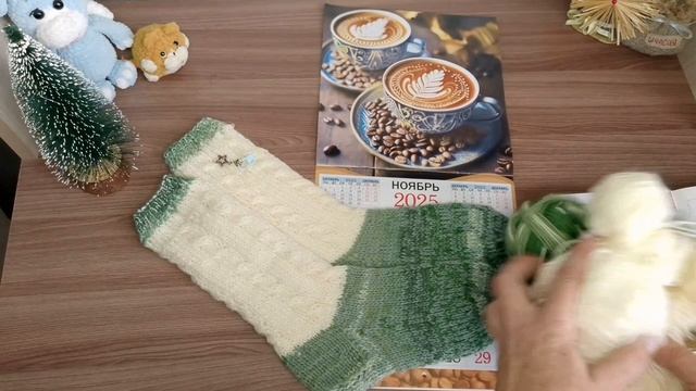 СП. " Носочки с Таней" отчёт за ноябрь.
Конкурс: " Сугроб он есть или его нет '