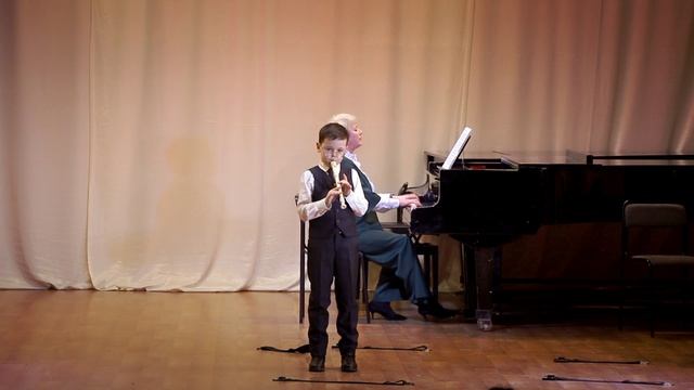 04 Дж. Уотт "Три поросенка", исп. Григорий Холстинин, класс О.А. Ушаковой, конц. А.С. Зяблецева смотреть онлайн