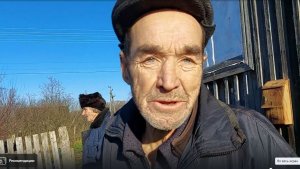 Привезли дрова Виктору _ ну могут же ...бабушку порадовать