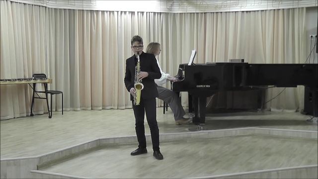 C. Cowles «Drifting» Исп. Роман Лыч (саксофон) смотреть онлайн