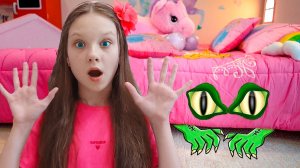 Детская забавная история с Лизой и папой  /  Монстр под кроватью / Интересное  видео для малышей