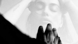 💥 СПИТ ЛИ ОН С ТОЙ, С КОТОРОЙ ЖИВЁТ ⁉️
#гаданиенаотношения#гадаемналюбовь