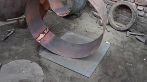 Медный таз из вторсырья. Пакистан.