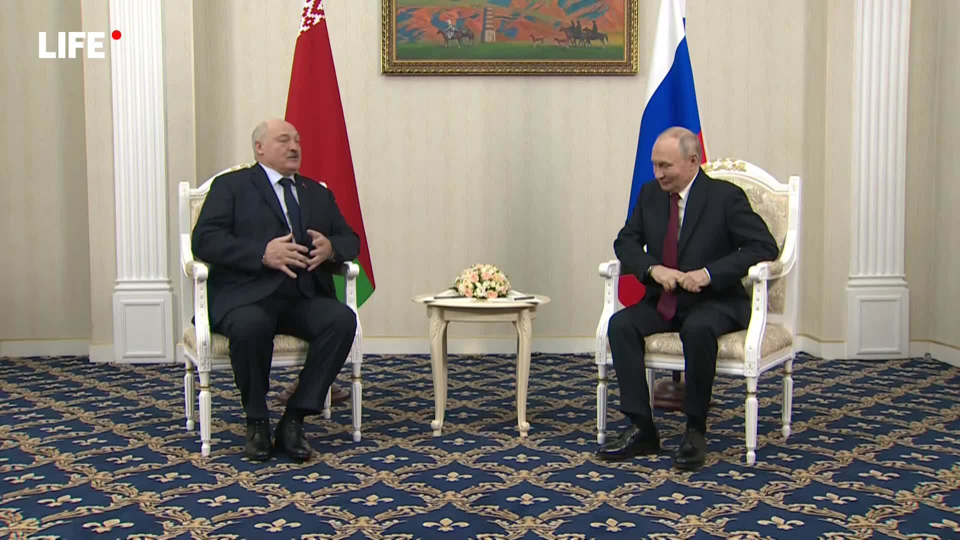 Путин проводит переговоры с Лукашенко смотреть онлайн