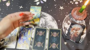 Близнецы. Таро прогноз на декабрь 2025. Гадание онлайн