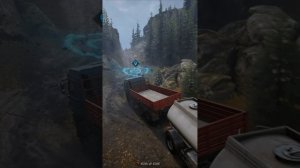 Маз Snow Runner едет через болота