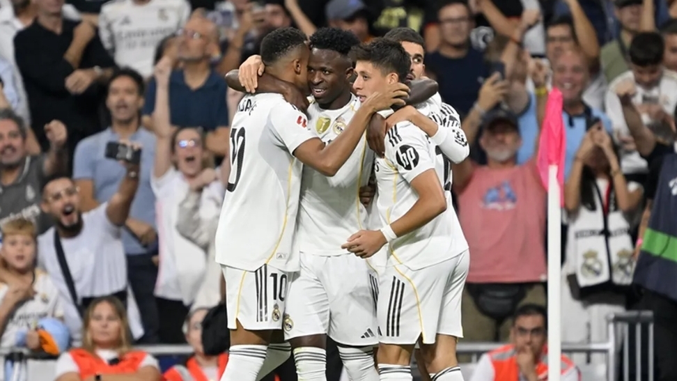 Олимпиакос - Реал Мадрид Лига Чемпионов 26.11.25 симуляция трансляция статистика и обзор матча 5 тур смотреть онлайн