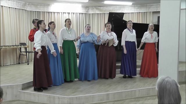 Плясовая песня «Я посеяла ленок» Исп. Ансамбль родителей фольклорного отделения смотреть онлайн