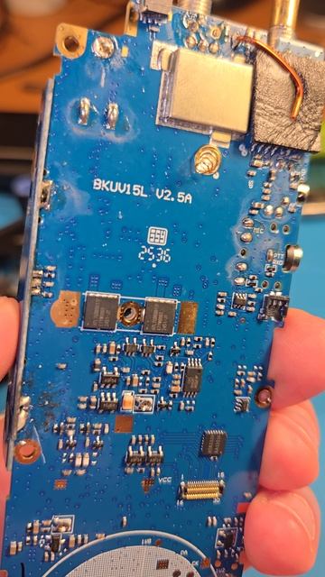 TYT UVL-15W разбираем рацию смотреть онлайн