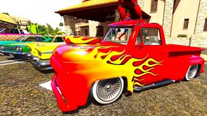 Приключения Человека-паука на автовозе с машинками. Забавный танец Железного человека для детей.