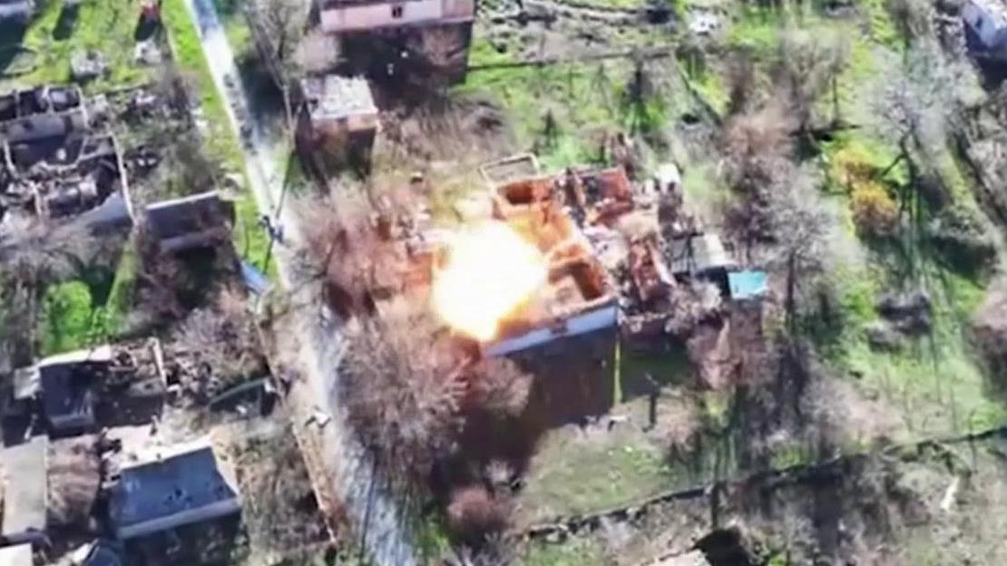 Новый комбинированный удар нанесли российские силы по украинским военным тылам.