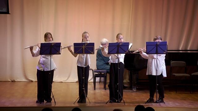 09 Ансамбль флейтистов, рук. О.А. Ушакова, конц. А.С. Зяблевцева смотреть онлайн