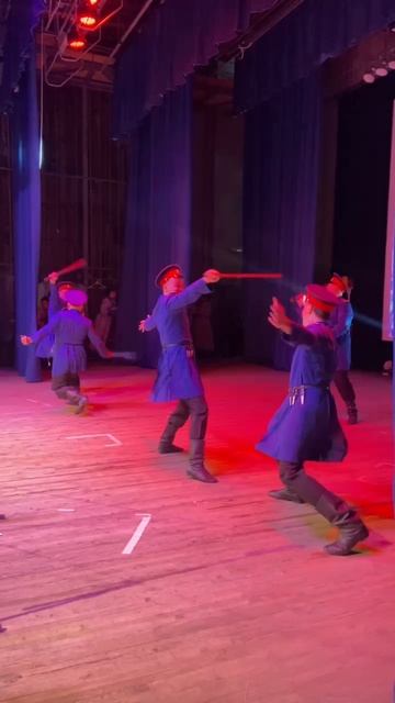 Наши парни! Какая мощь, какая сила! «25 ребят лихие» смотреть онлайн