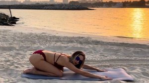 Йога на пляже