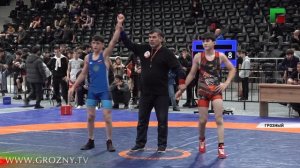 В Чеченской Республике стартовало Первенство по вольной борьбе среди спортсменов до 16 лет