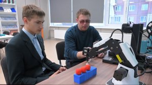 По программе «Земский учитель» педагоги, приехавшие в Магадан, могут получить квартиру и подъемные