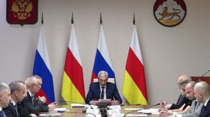 Борис Джанаев провел совещание с кабмином Северной Осетии
