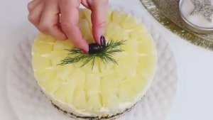 Новогодний САЛАТ ЧАРОДЕЙКА. ОБЫЧНЫЙ и Банальный,  Но ОЧЕНЬ Вкусный