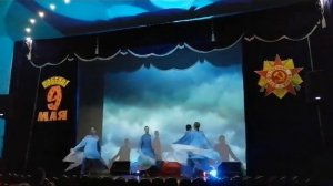 танец ,, Белый снег войны " , группа ,, Серпантин ".