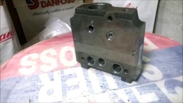 СЛИВНАЯ СЕКЦИЯ 161B2500 Наличие! Задняя КРЫШКА ГИДРОРАСПРЕДЕЛИТЕЛЯ PVG 100