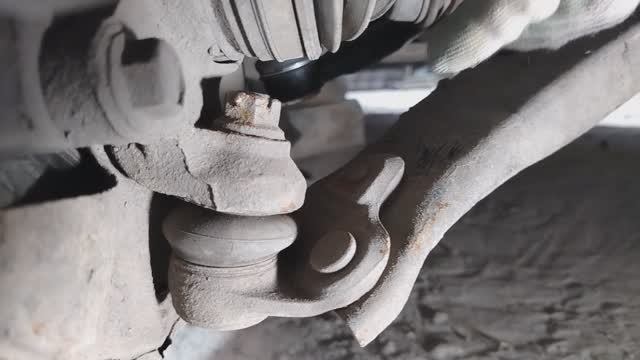 Замена шаровой Toyota Corola