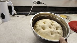 Самое вкусное и нежное тесто для пиццы.