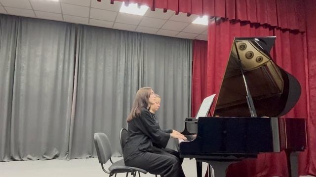 К. Дебюсси "Маленькая сюита" часть 1, "На лодке" для четырех рук.