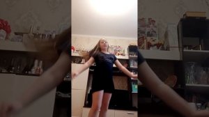 Танец читайте описание