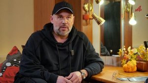 «Незаживающая рана»: откровения Аверина о смерти мамы, личной «битве» на сцене и 50-летнем юбилее