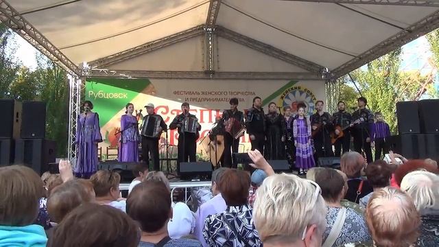 Играй Гармонь Любимая в Рубцовске Алтайского края. смотреть онлайн