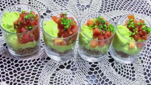 Салат-коктейль из авокадо и тунца