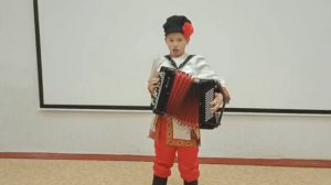 Вдоль по улице метелица метёт!