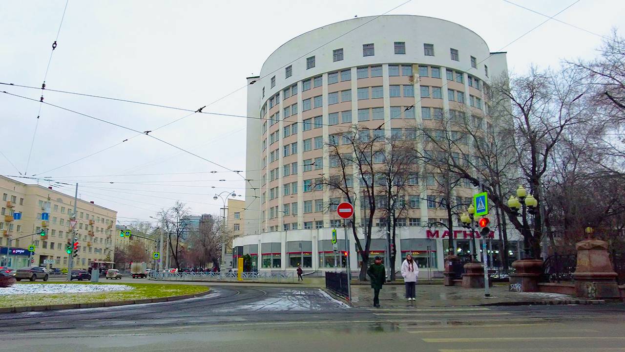Walking in YEkaterinburg. Город в конце ноября. Луначарского-Первомайская |4K| (November 25, 2025)