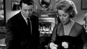 убийство на 45 оборотах (момент с пластинкой)