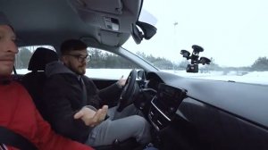 Как выйти из заноса на переднем приводе Управляемый занос зимой