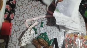 Распаковка посылки в обмене подарками "Новогоднее настроение"