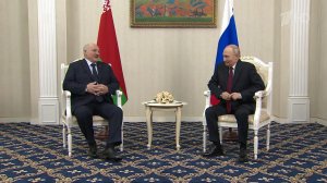 Разговор об Украине провели Владимир Путин и Александр Лукашенко в ходе визита в Бишкек.