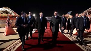 В Киргизии Владимир Путин проведет переговоры с президентом Садыром Жапаровым.