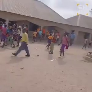 Ад на уроке: в Нигерии увели 303 школьника