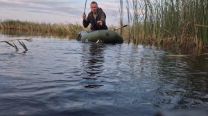 ТАК КЛЮЁТ КАРАСЬ🎣.