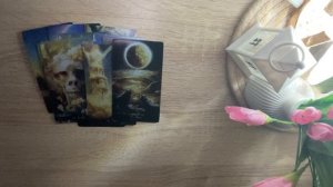 ЧЕМ ЗАКОНЧИТСЯ ТИШИНА МЕЖДУ ВАМИ❓❗️ТАРО ГАДАНИЕ