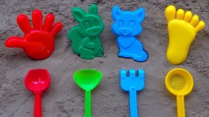 Игрушки КОШЕЧКИ СОБАЧКИ | Мультик для Малышей | Играем c песком | Развивающий мультик для детей