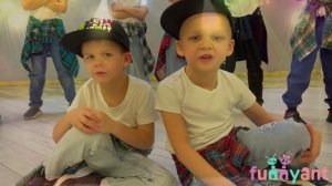 " Спасибо мама" - РЭП для мамы от детей подготовительной к школе группы Funny Ant Malahovka