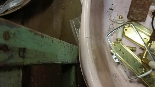 Разбор находок с гаражной мусорки смотреть онлайн